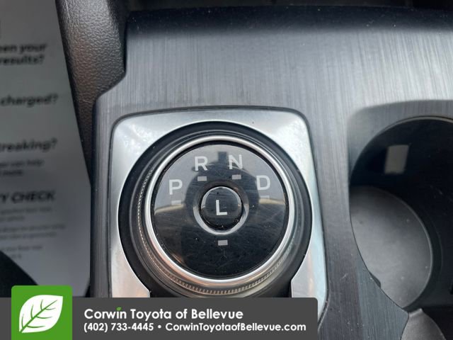 Used 2022 Ford Escape SE w/ SE Sport Appearance Package AWD/4WD image 15