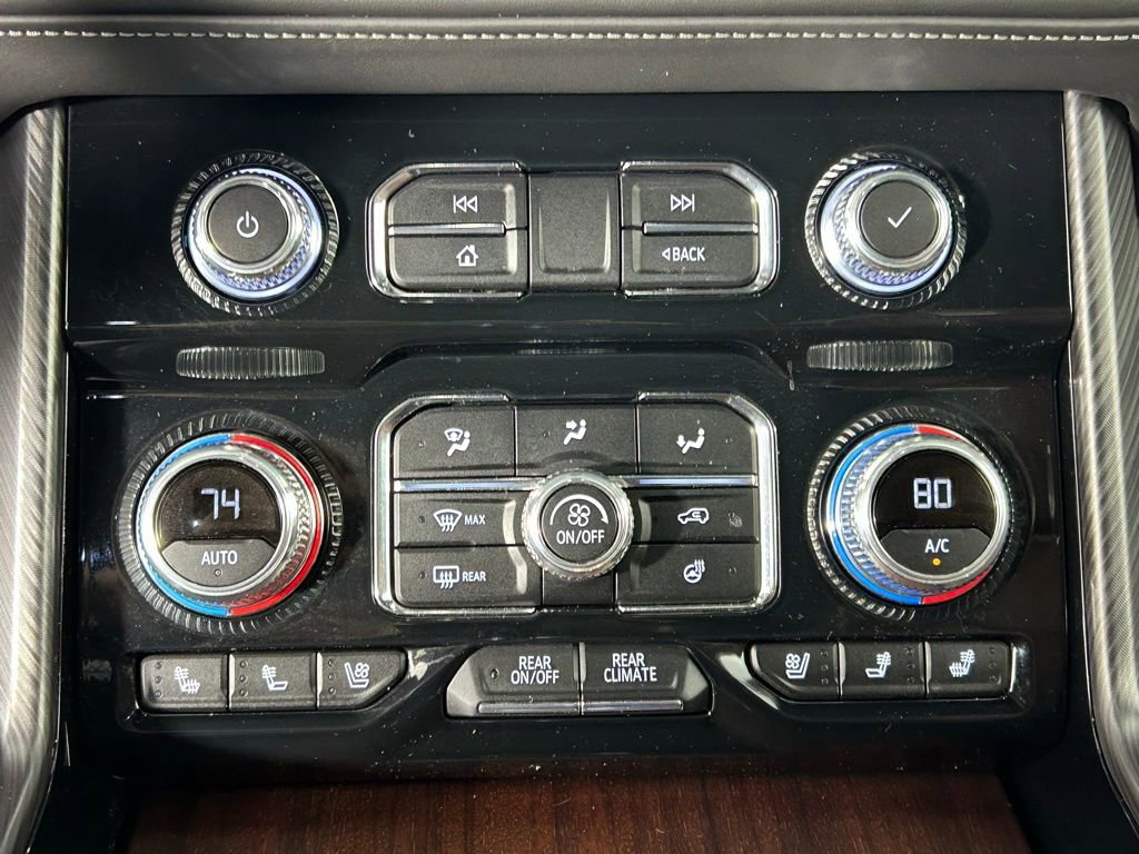 Used 2023 GMC Yukon Denali Ultimate w/ LPO, Floor Liner Package AWD/4WD image 27