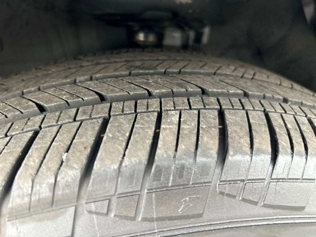 Certified 2024 Toyota Corolla Cross XLE w/ Convenience Package image 30