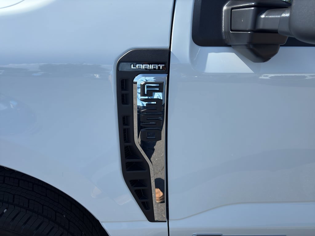 New 2026 Ford F350 Lariat AWD/4WD image 9