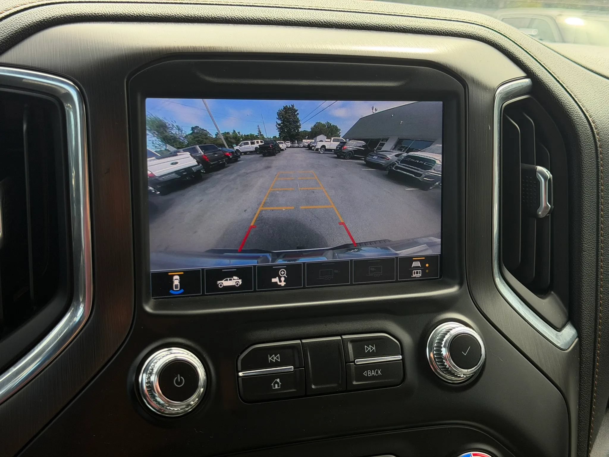 Used 2022 GMC Sierra 2500 AT4 w/ Gooseneck/5TH Wheel Package AWD/4WD image 33
