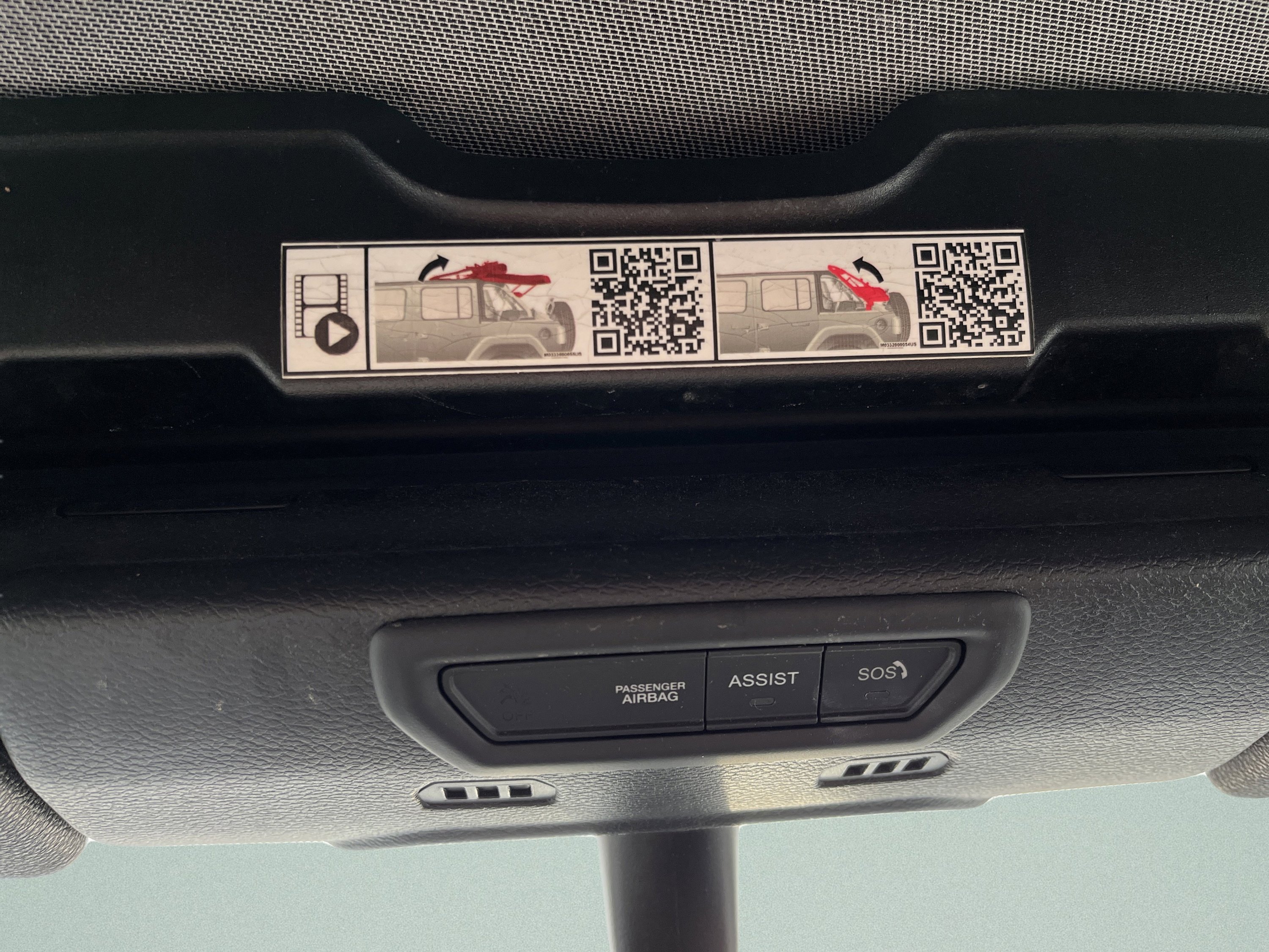 Used 2022 Jeep Wrangler Unlimited Sahara w/ LED Lighting Group image 16