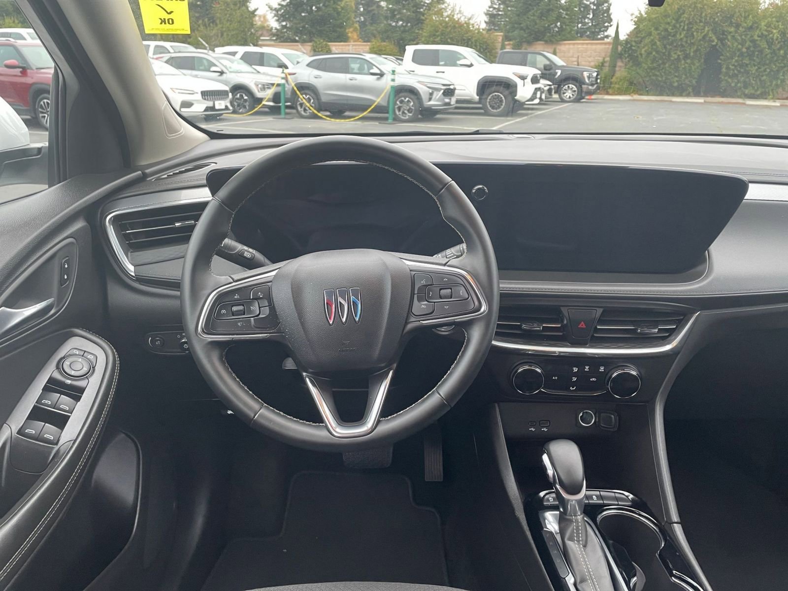 Used 2025 Buick Encore GX Preferred image 28