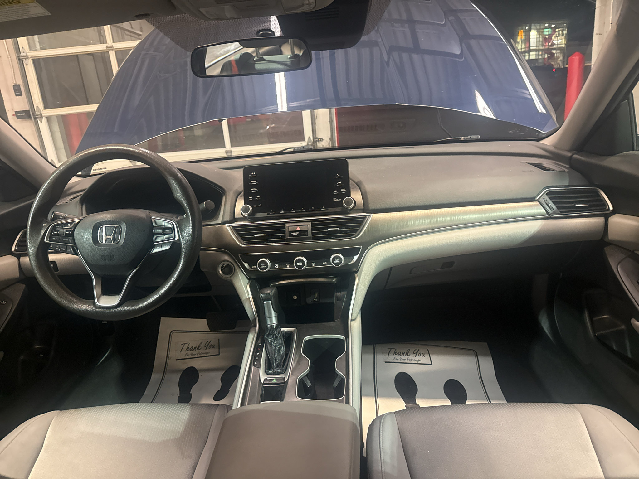 Used 2018 Honda Accord LX image 31