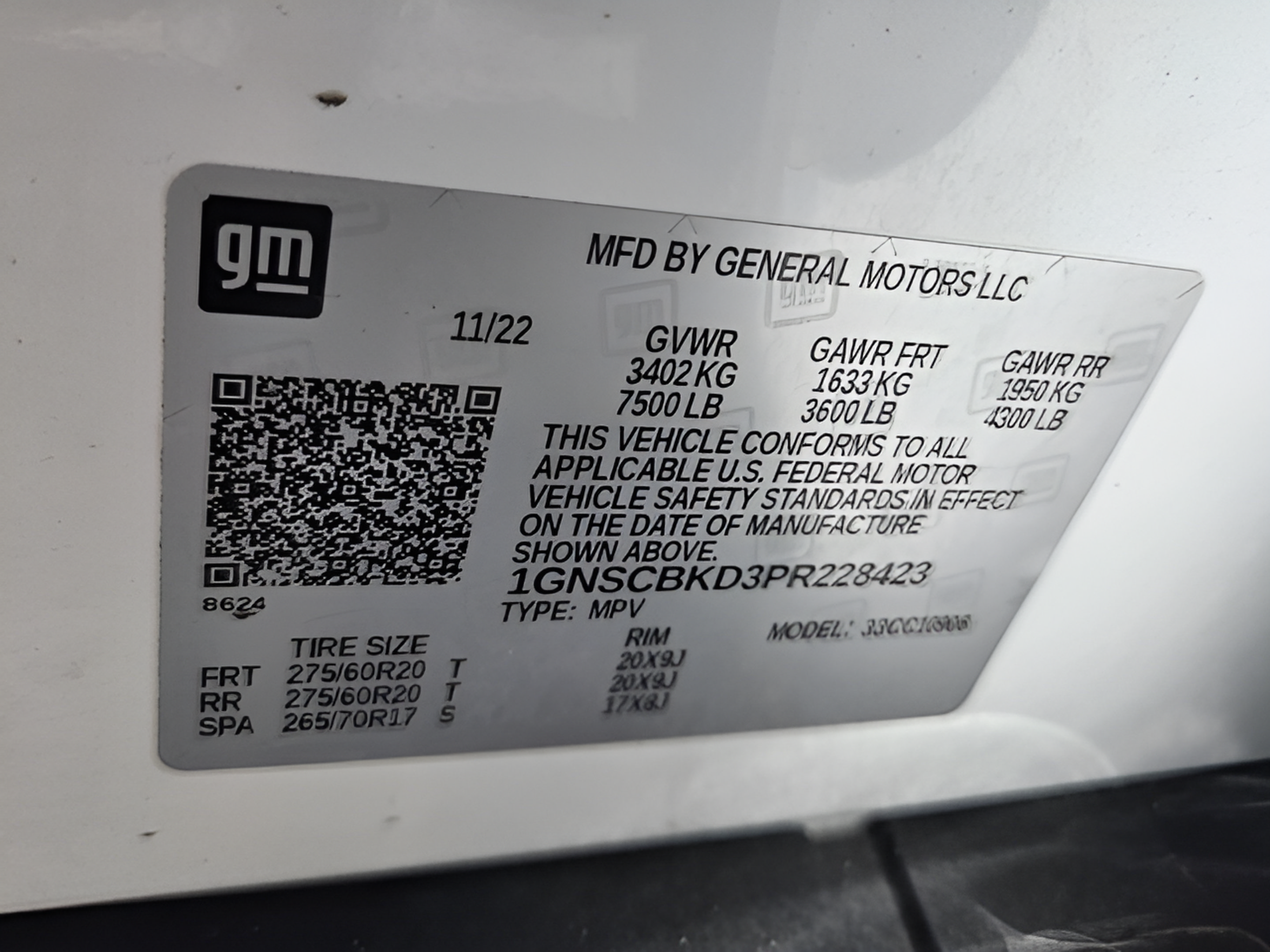 Certified 2023 Chevrolet Suburban LS RWD image 16