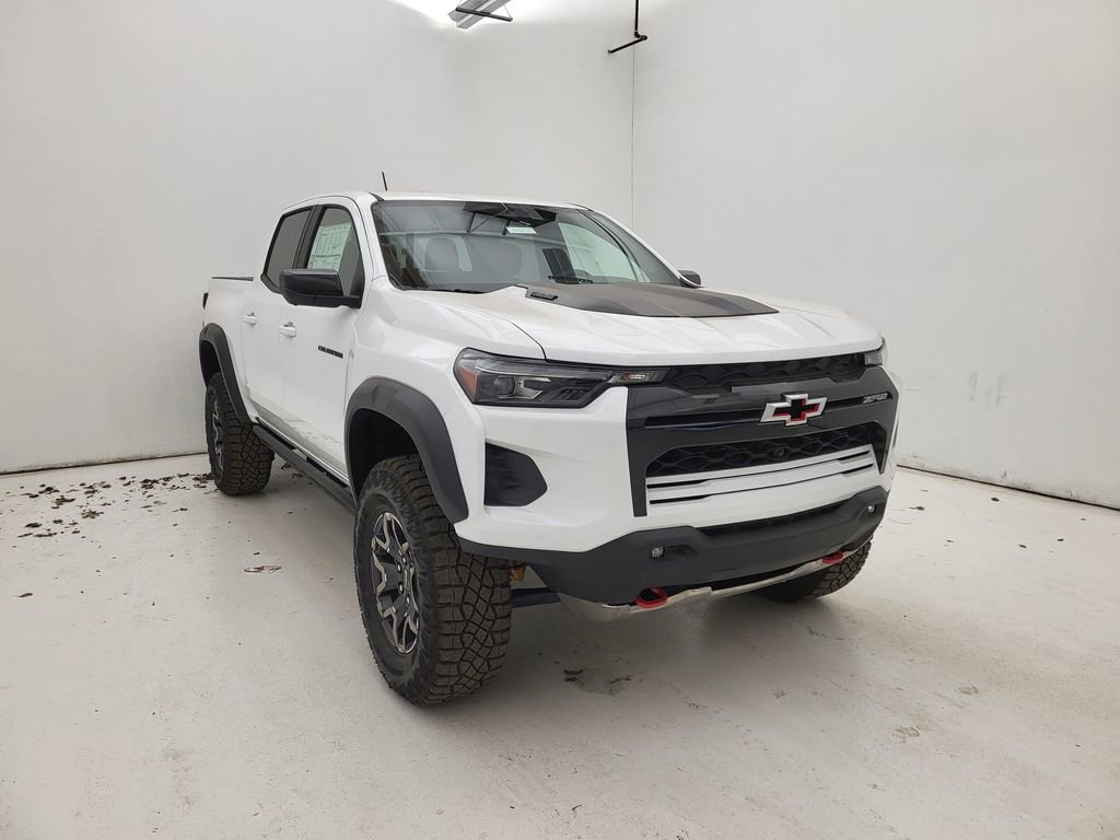 New 2026 Chevrolet Colorado ZR2 w/ Technology Package image 16