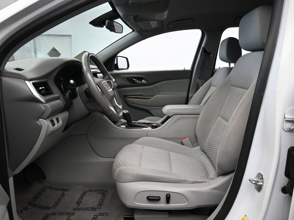 Used 2019 GMC Acadia SLE w/ Driver Alert Package I image 11