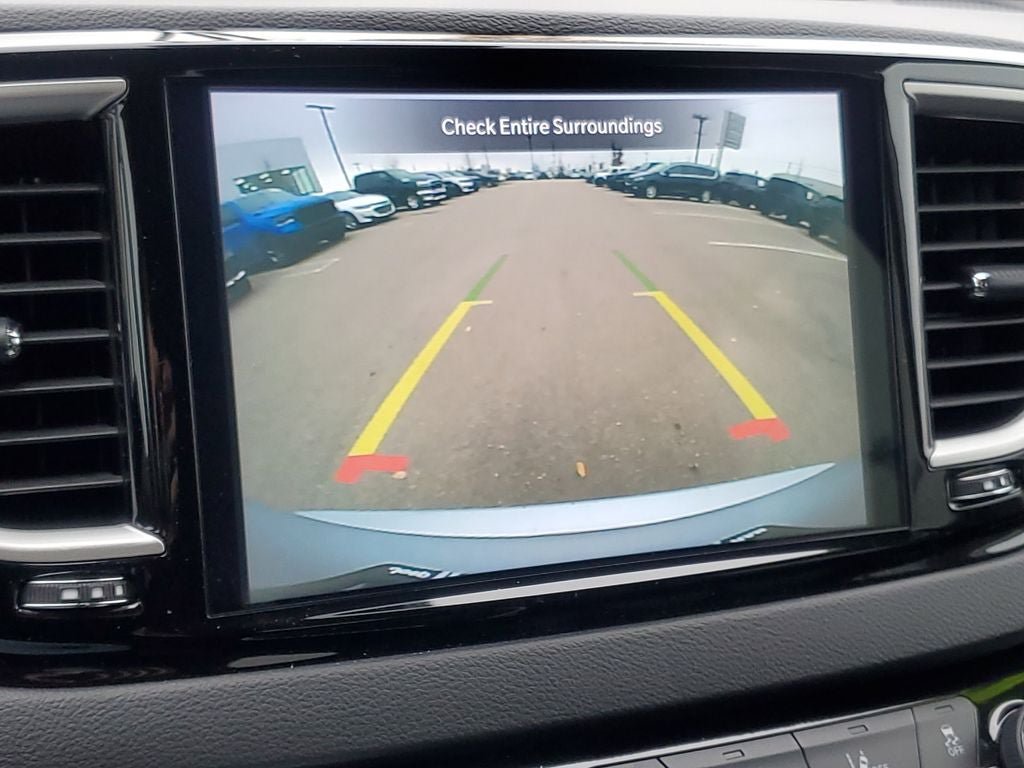 Used 2024 Chrysler Pacifica Touring-L FWD image 23
