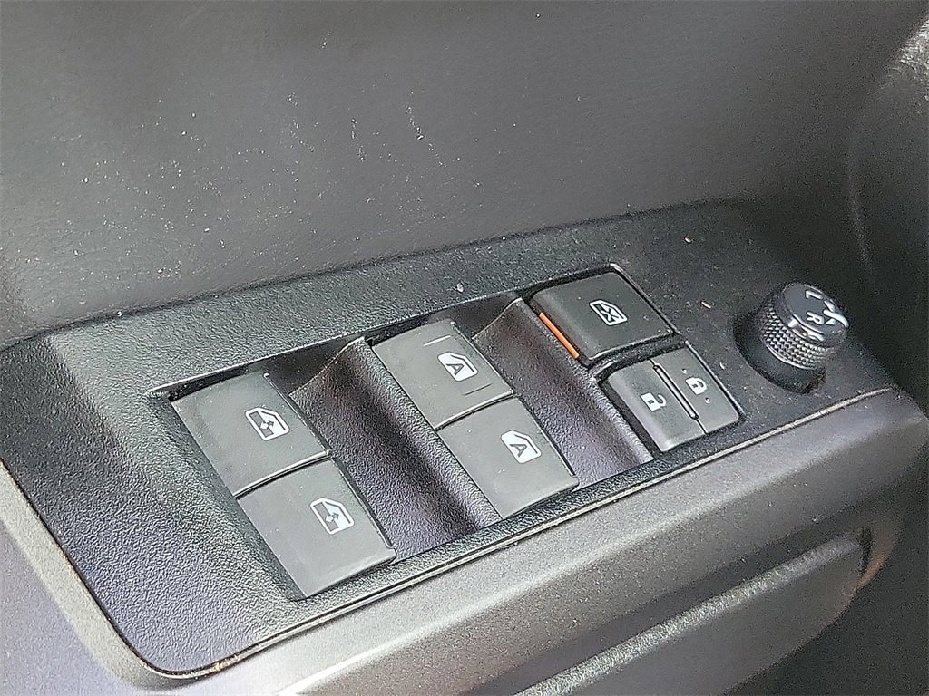 Used 2023 Toyota Tacoma TRD Off-Road image 14