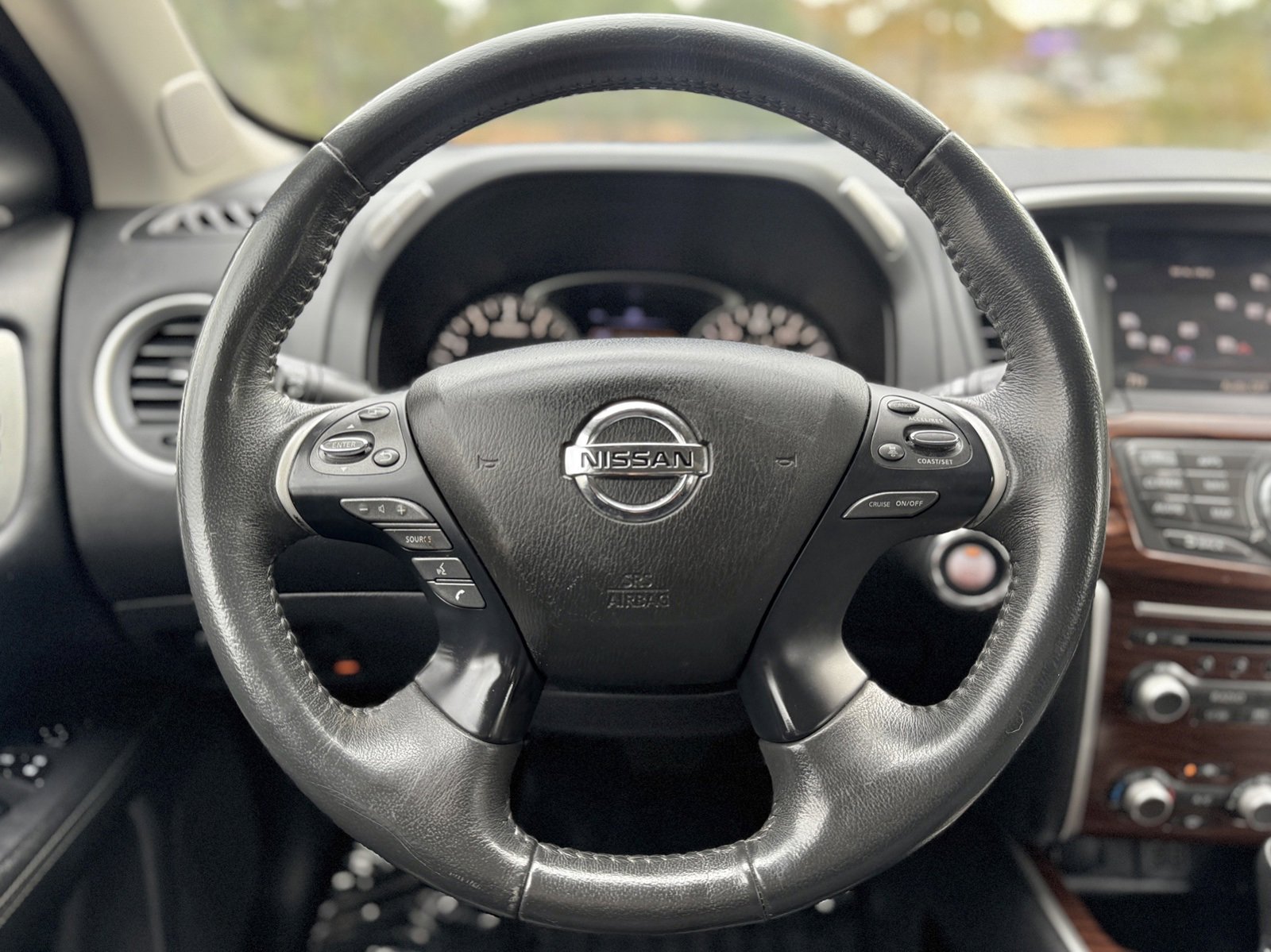 Used 2018 Nissan Pathfinder Platinum image 24