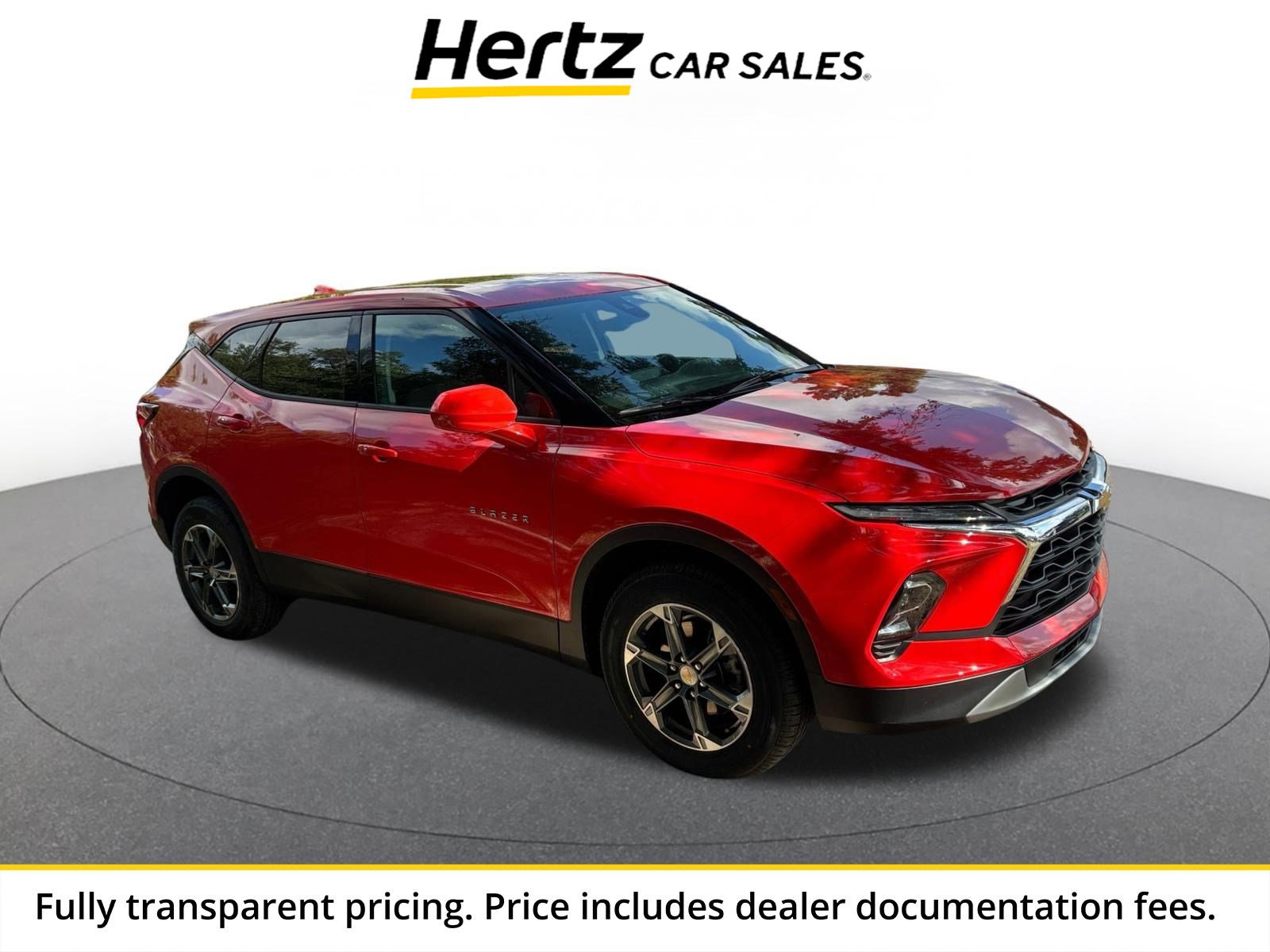 Used 2025 Chevrolet Blazer LT FWD image 1