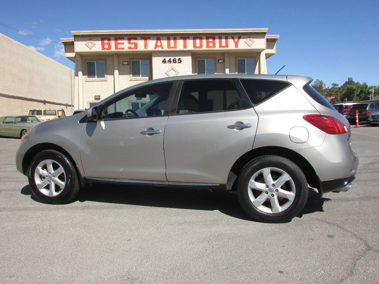 Used 2010 Nissan Murano S image 6