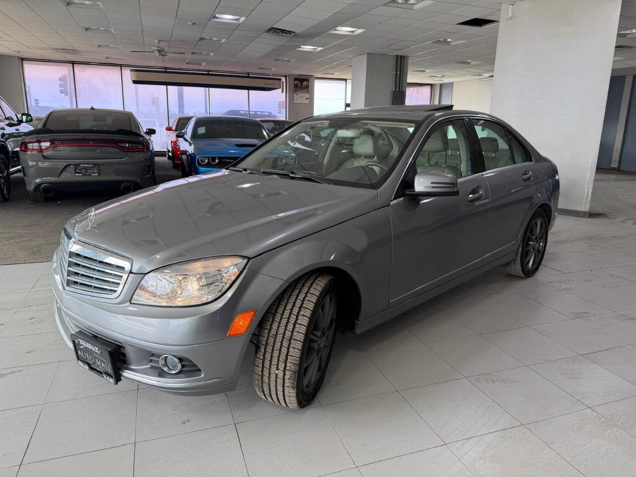 Used 2010 Mercedes-Benz C 300 Luxury image 3