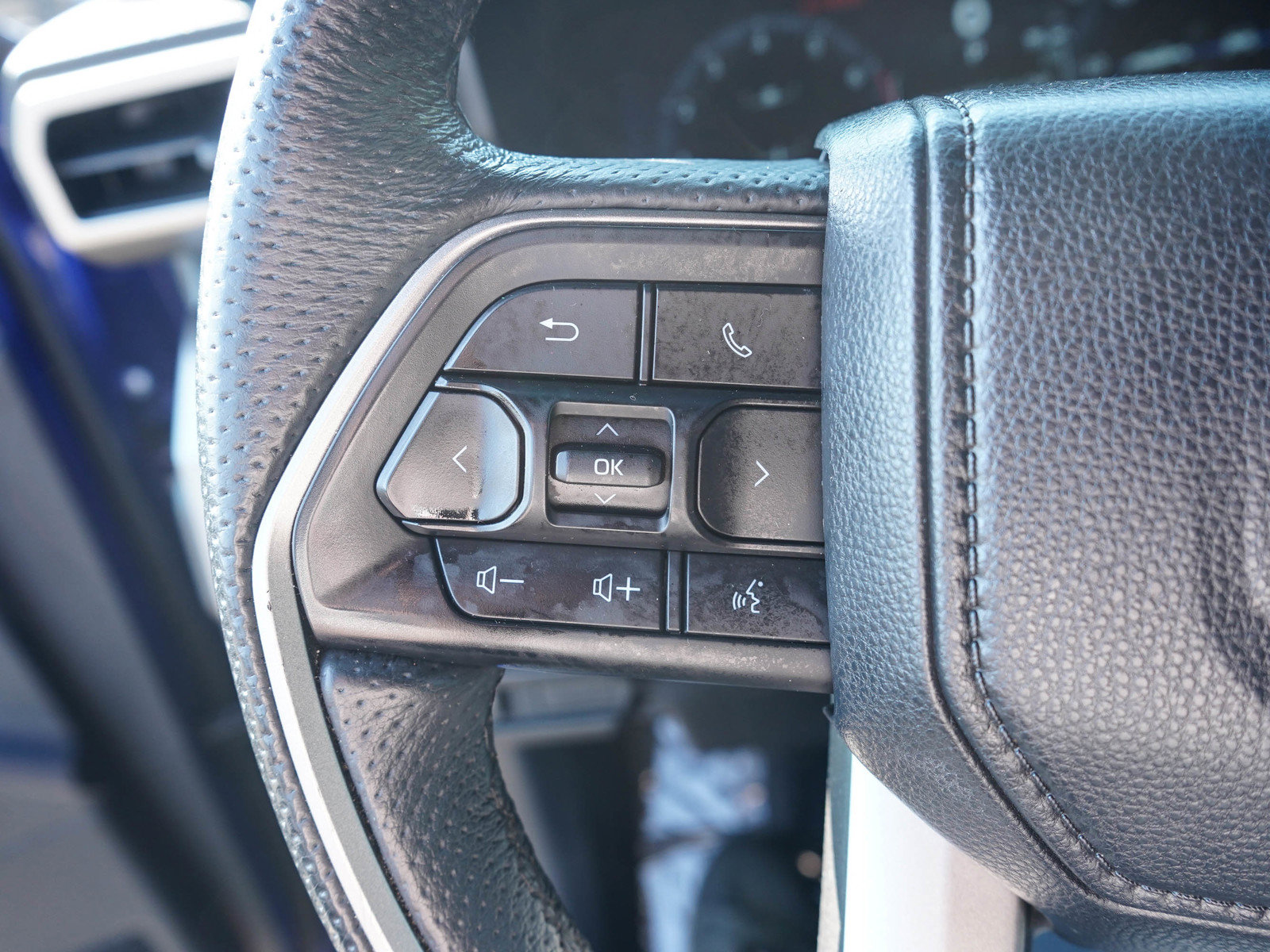 Used 2024 Toyota Tacoma TRD Off-Road AWD/4WD image 24