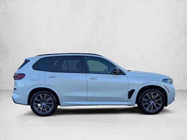 Used 2025 BMW X5 M60i w/ Climate Comfort Package image 4