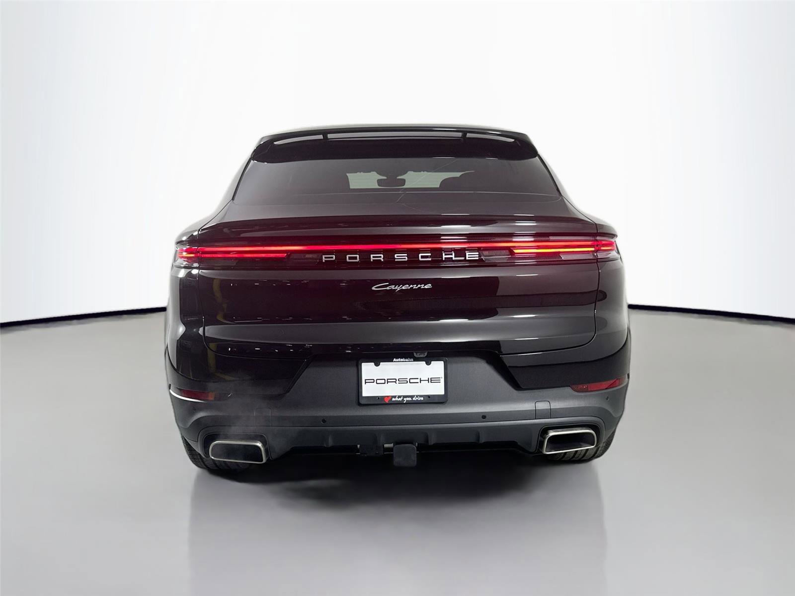 Certified 2026 Porsche Cayenne Coupe AWD/4WD image 6