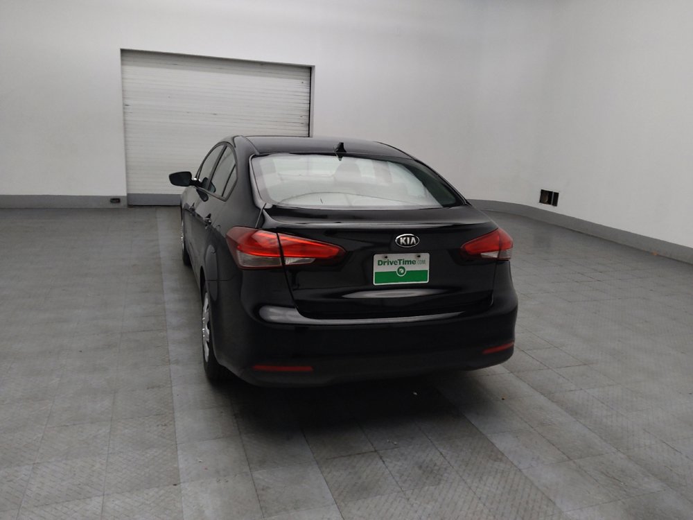 Used 2017 Kia Forte LX image 6