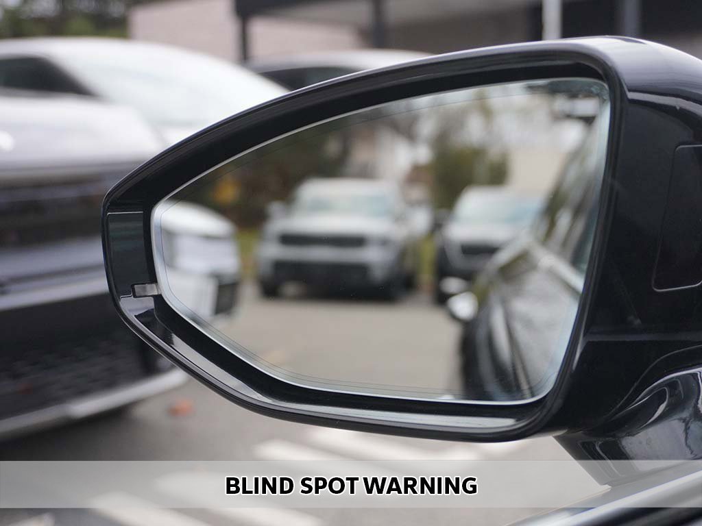 Used 2020 Audi A8 L 3.0T w/ Executive Package image 9