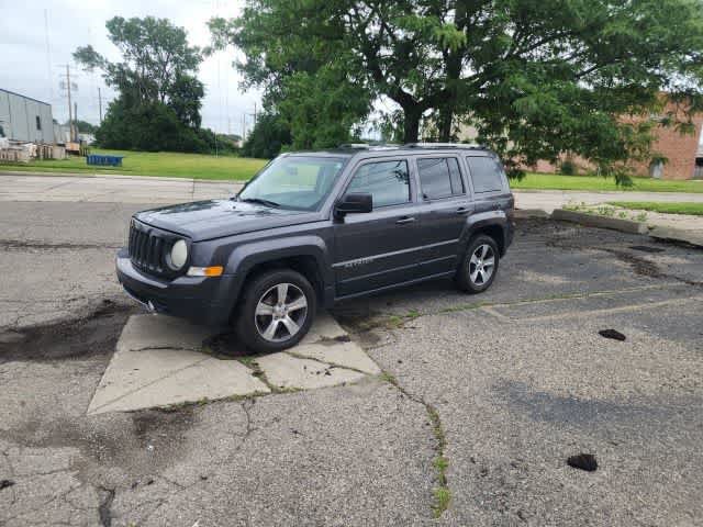 Used 2016 Jeep Patriot High Altitude FWD image 26