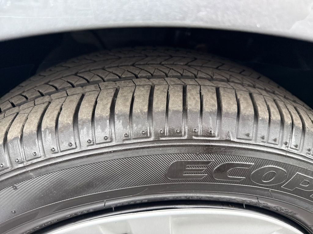 Used 2023 Nissan Leaf S image 19