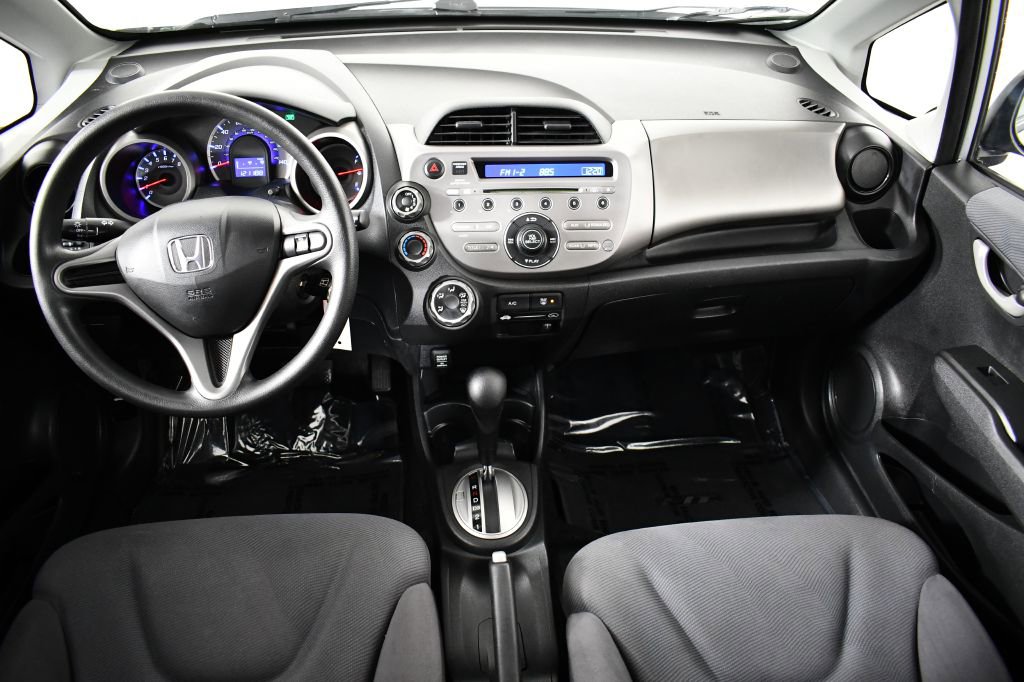 Used 2011 Honda Fit image 12
