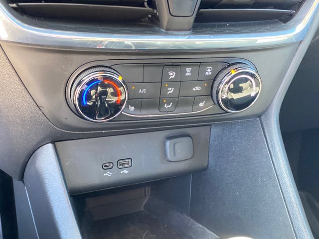 Used 2025 Buick Encore GX Preferred w/ Comfort Package FWD image 13