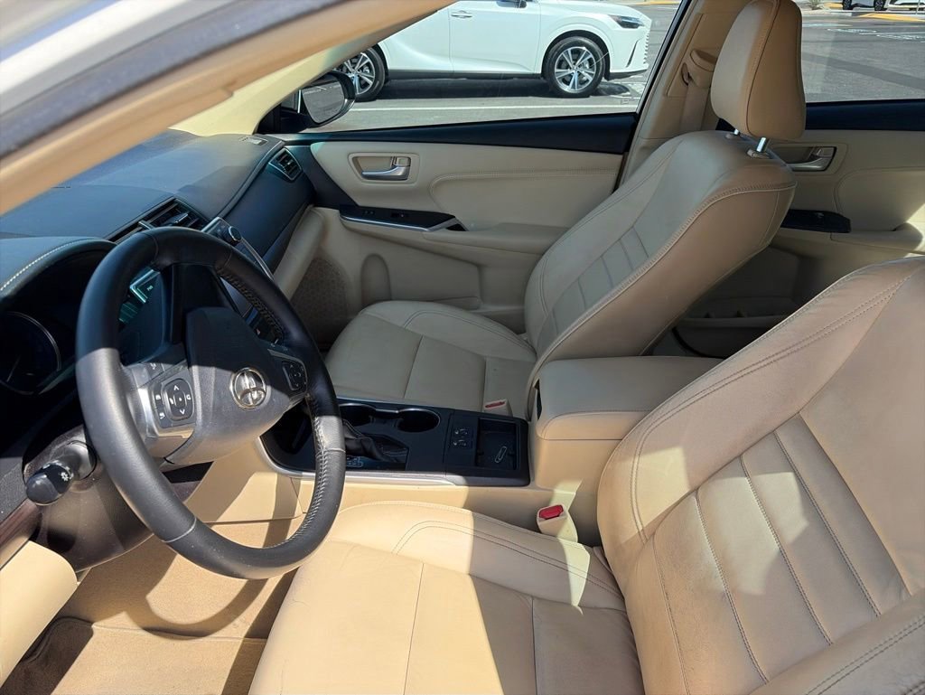 Used 2015 Toyota Camry XLE w/ Moonroof Package FWD image 8