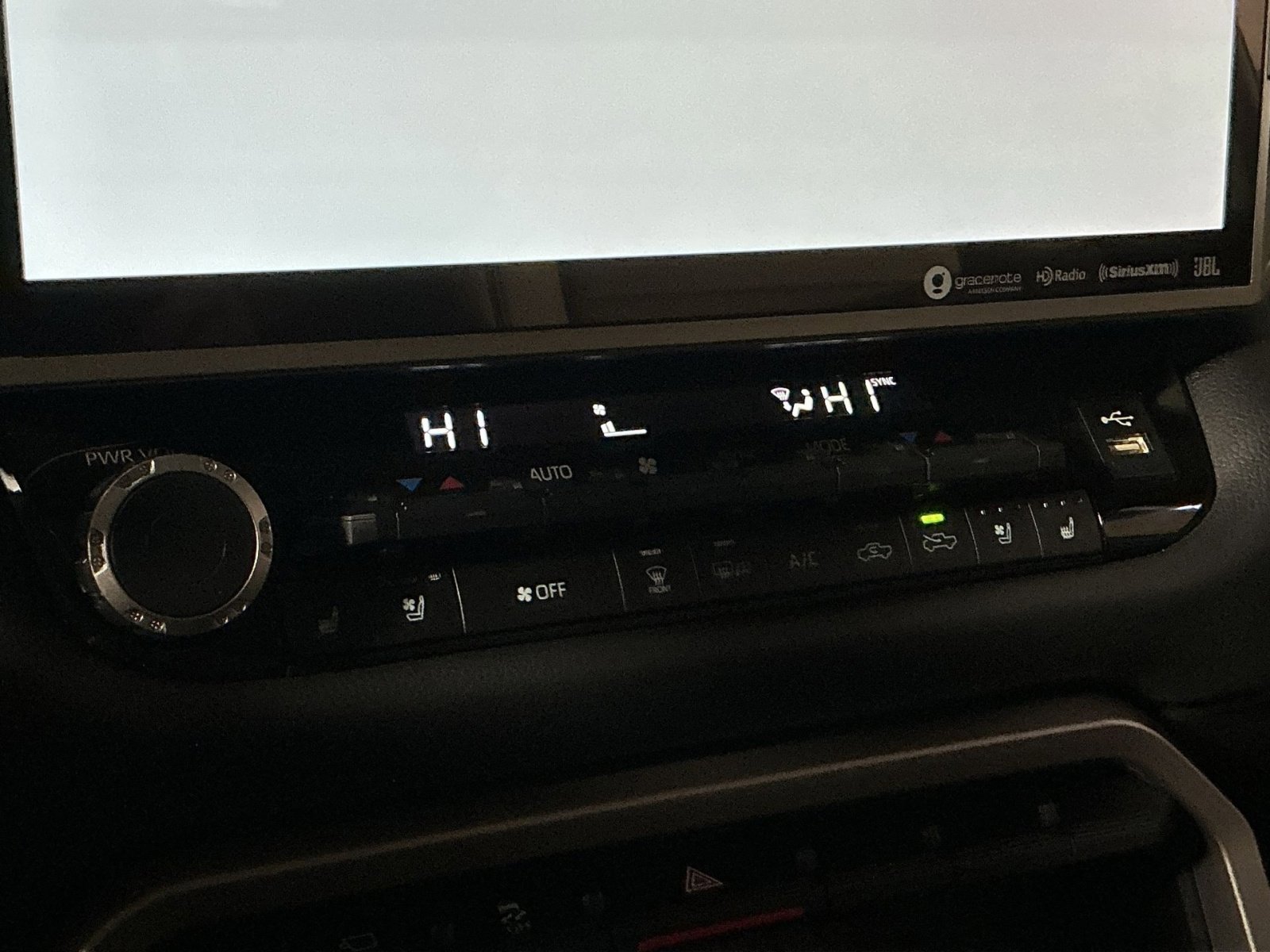 Used 2024 Toyota Tundra Limited image 28