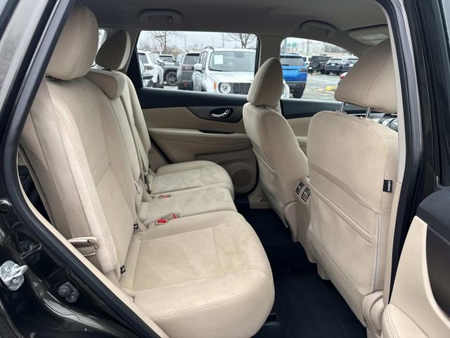 Used 2016 Nissan Rogue S image 11