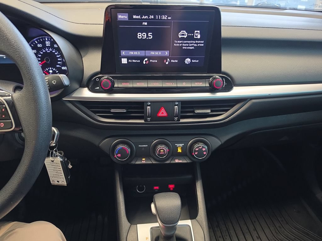 Certified 2024 Kia Forte LXS FWD image 25