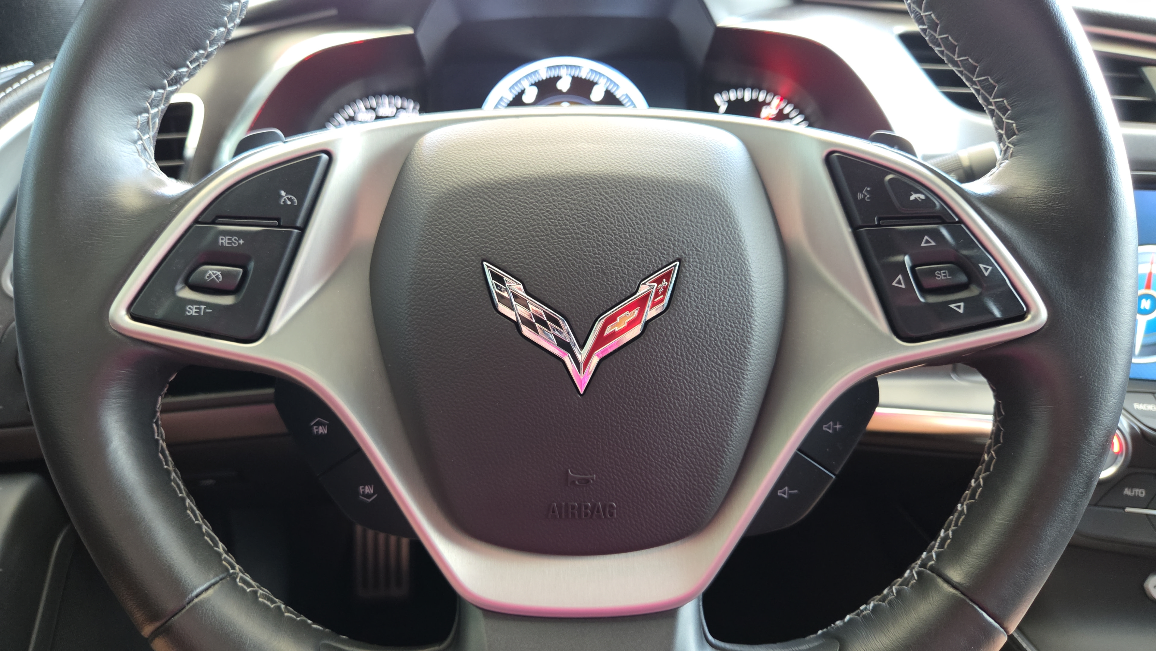 Used 2019 Chevrolet Corvette Grand Sport w/ Carbon Flash Badge Package RWD image 28