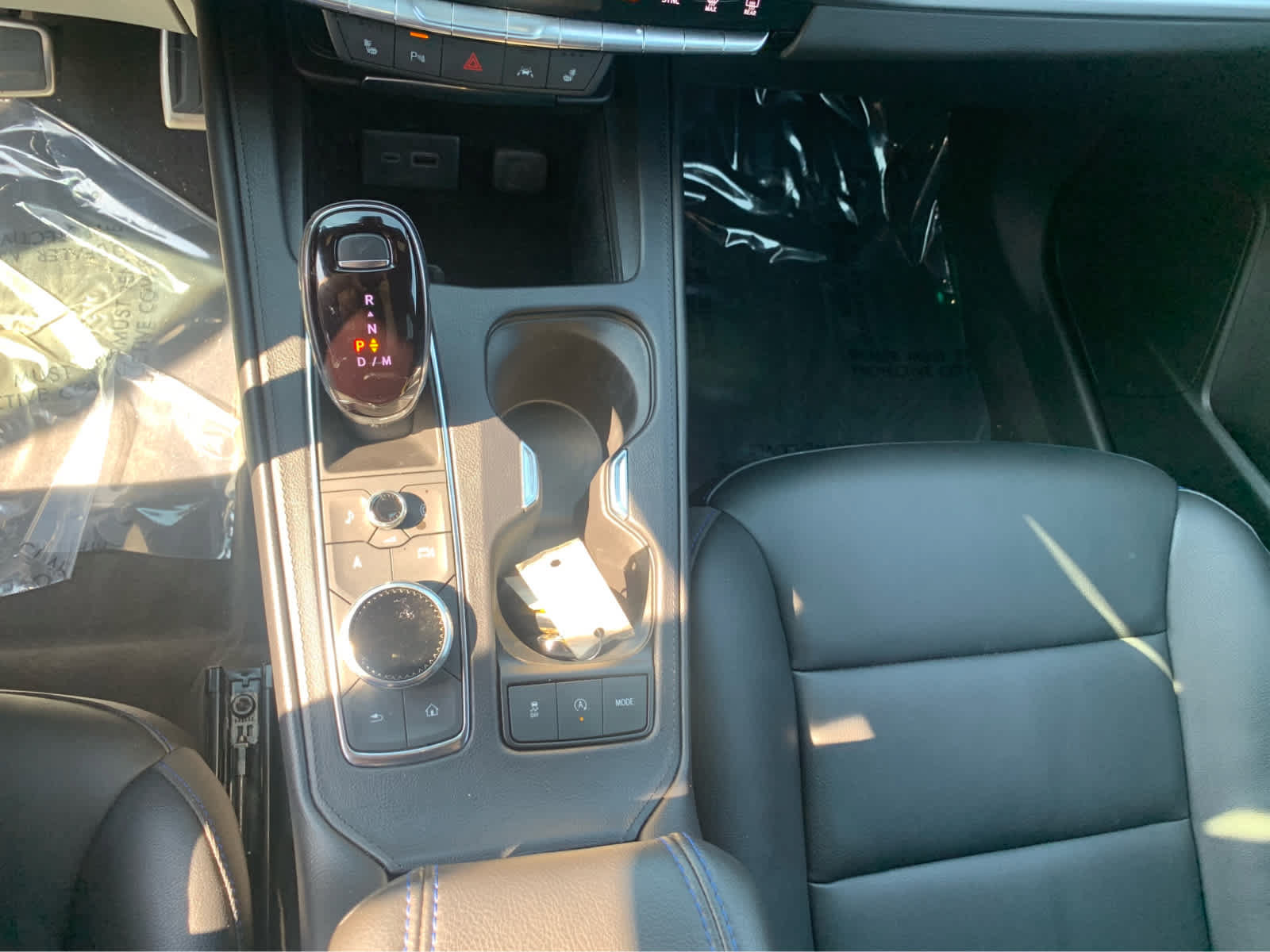 Used 2024 Cadillac XT4 Sport w/ Active Safety Package AWD/4WD image 19