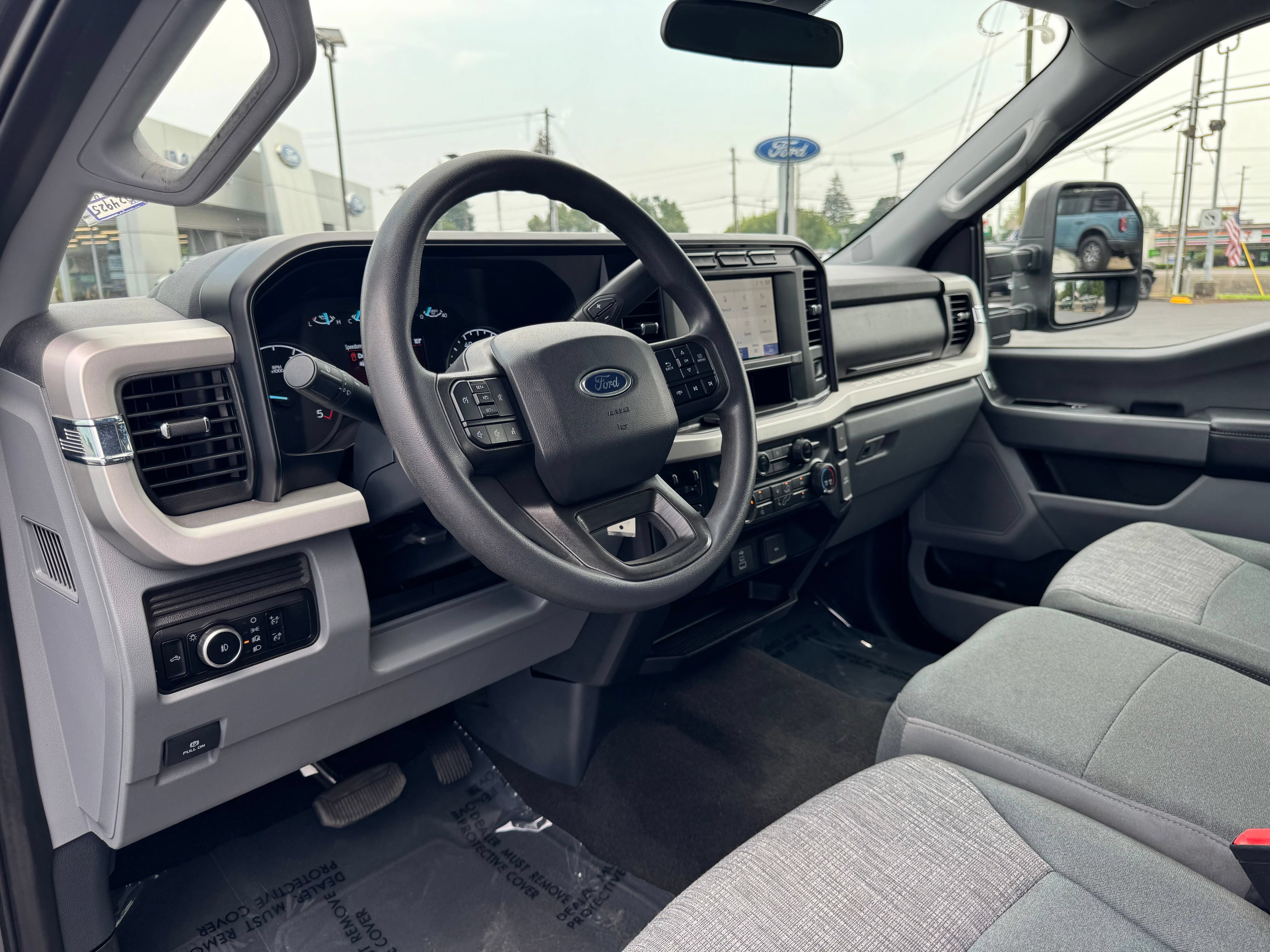 Used 2024 Ford F350 XLT AWD/4WD image 19