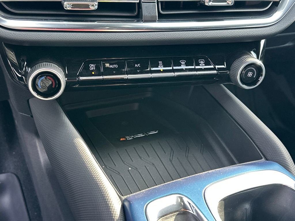 New 2026 Chevrolet Equinox EV LT image 21