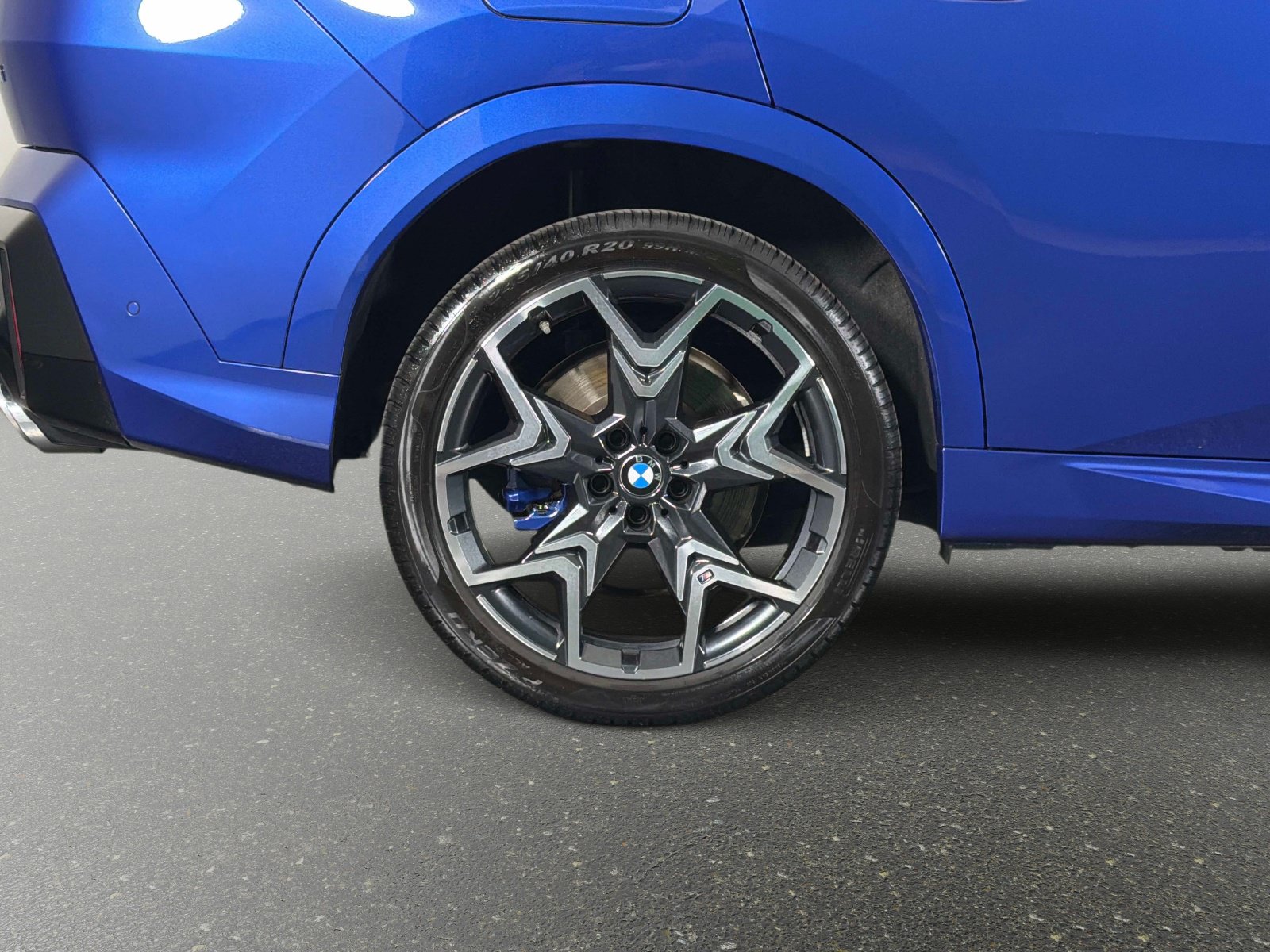Used 2025 BMW X2 M35i AWD/4WD image 5