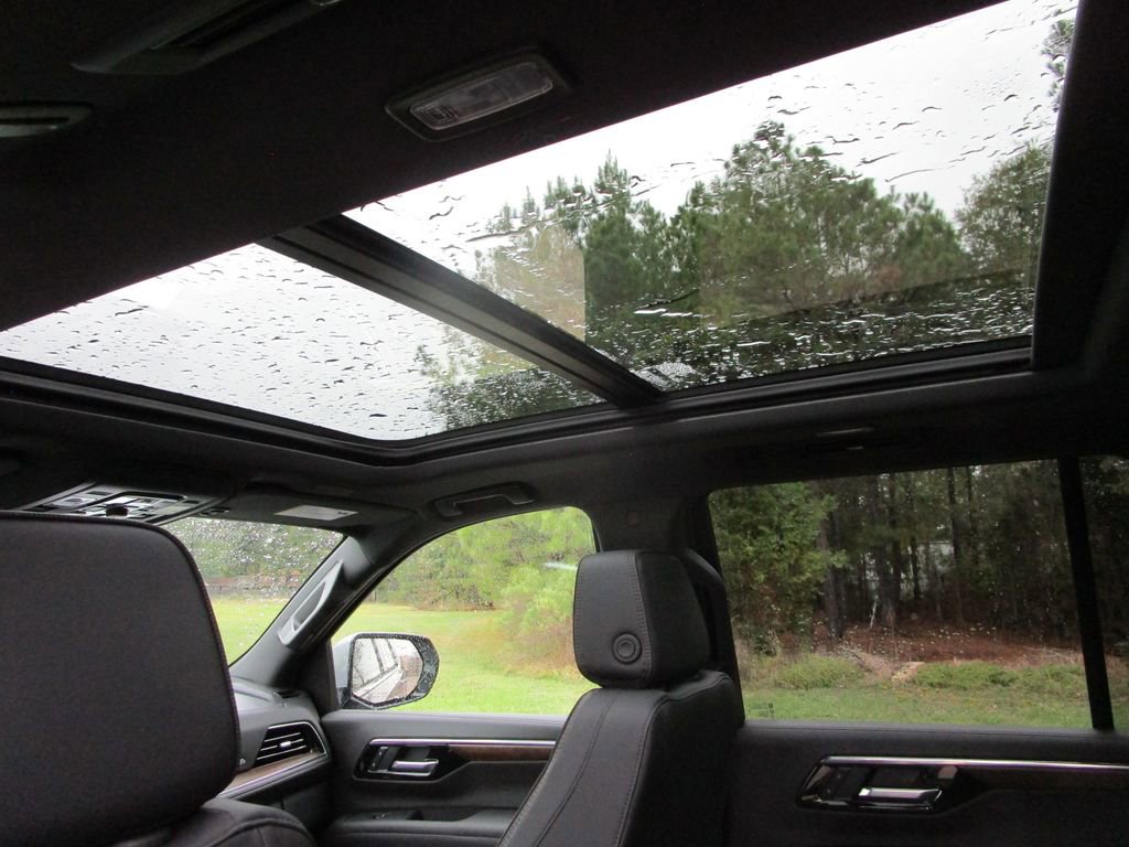 New 2026 Chevrolet Tahoe High Country image 22