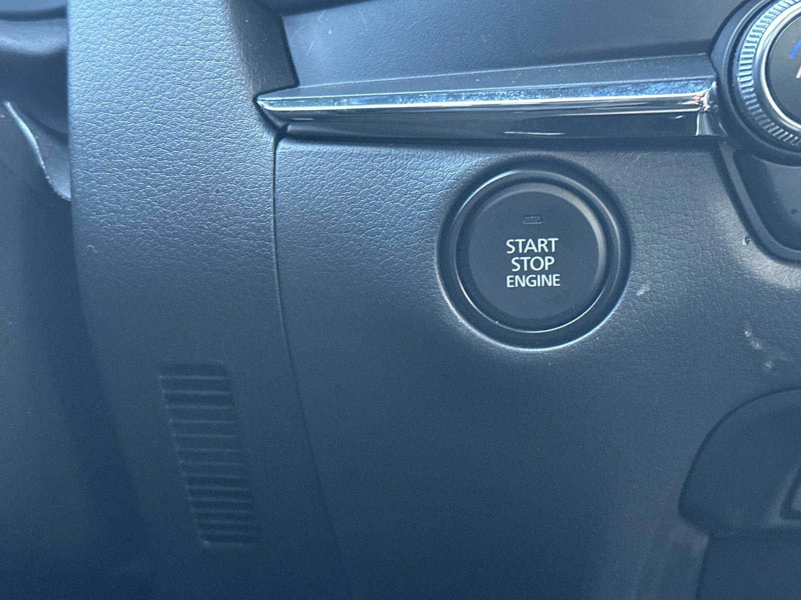 Certified 2025 MAZDA CX-30 AWD 2.5 S w/ Premium Package image 22