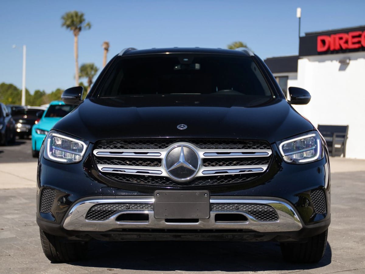 Used 2021 Mercedes-Benz GLC 300 image 4