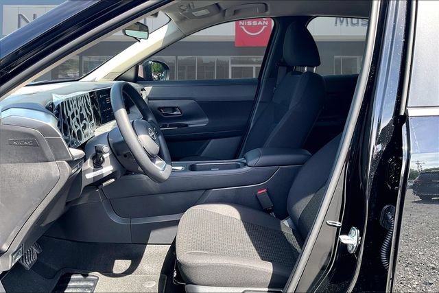New 2026 Nissan Kicks S FWD image 7