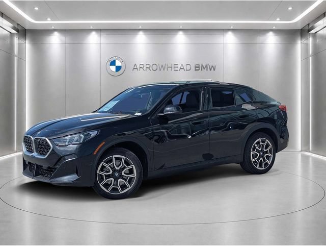 New 2026 BMW X2 xDrive28i w/ Technology Package AWD/4WD image 1