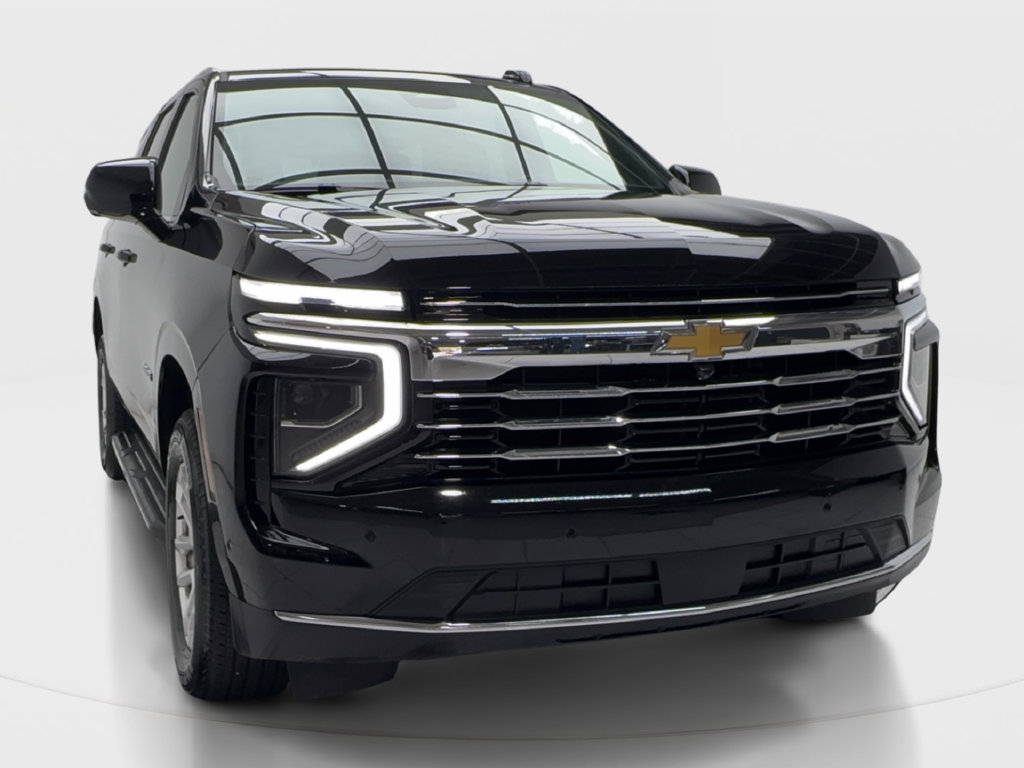 Used 2025 Chevrolet Tahoe LT RWD image 3