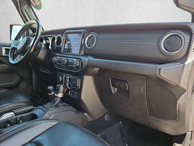 Used 2021 Jeep Wrangler Unlimited Sahara w/ Cold Weather Group AWD/4WD image 21
