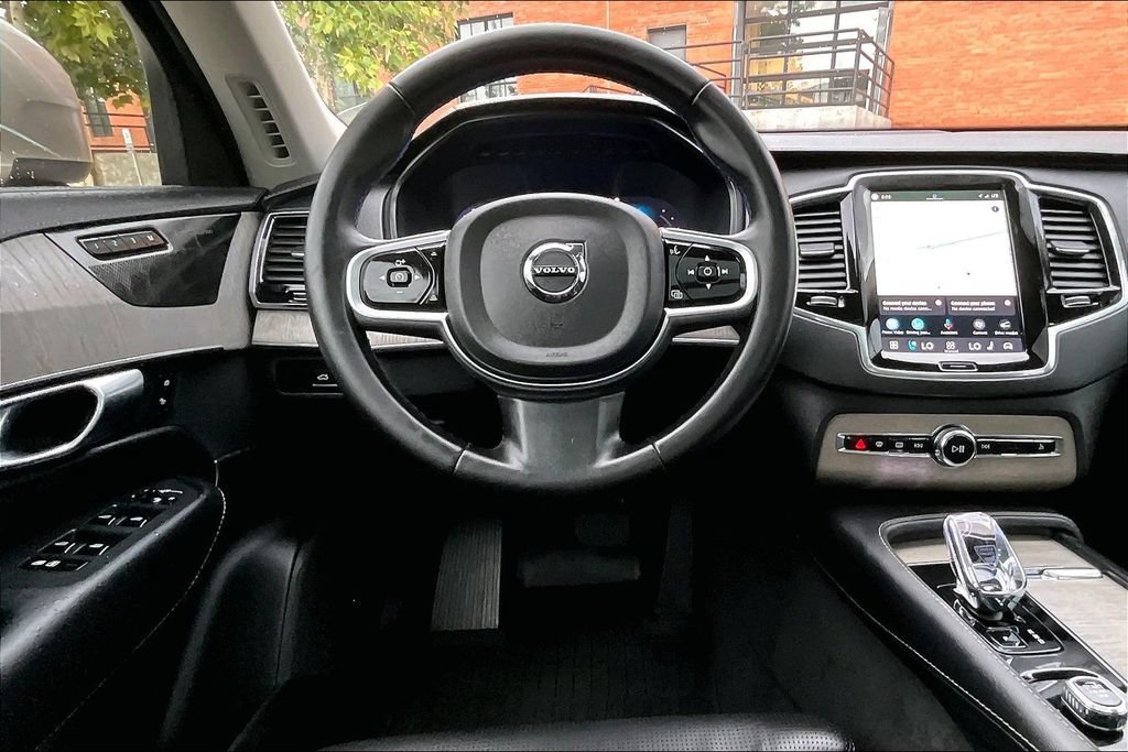 Certified 2024 Volvo XC90 T8 Ultimate w/ Protection Package Premier AWD/4WD image 5