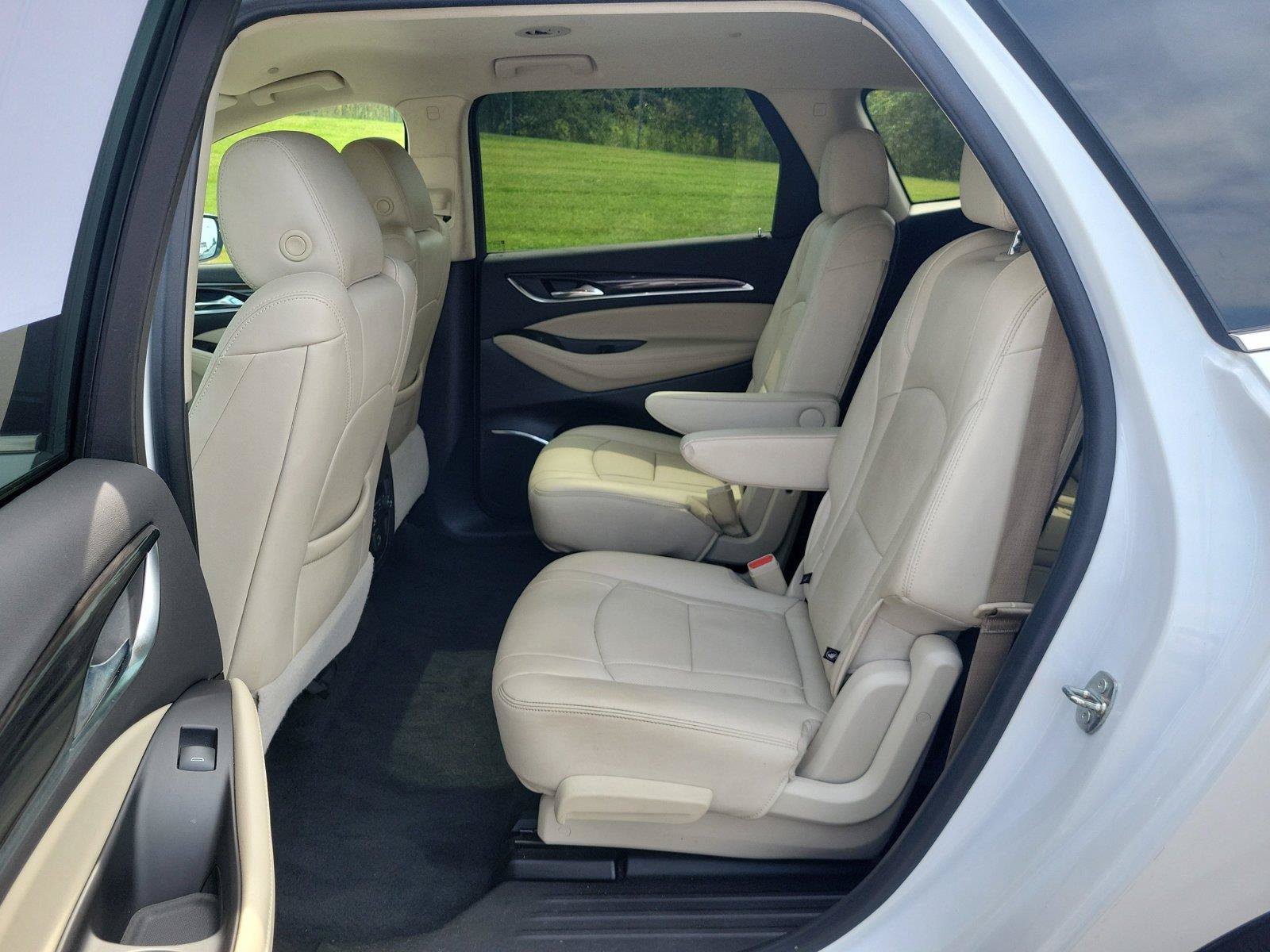Used 2023 Buick Enclave Essence w/ Sport Touring Edition FWD image 12