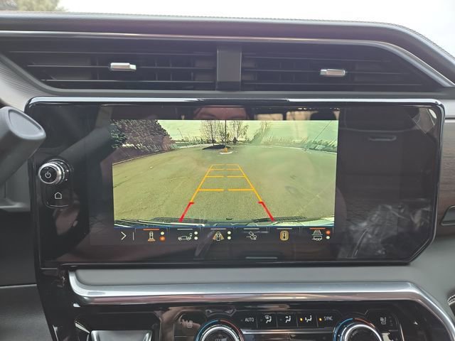 New 2026 GMC Sierra 2500 Denali Ultimate w/ LPO, Black Badging Package image 26