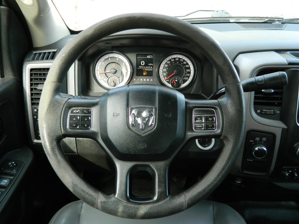 Used 2018 RAM 2500 Tradesman w/ Chrome Appearance Group image 17