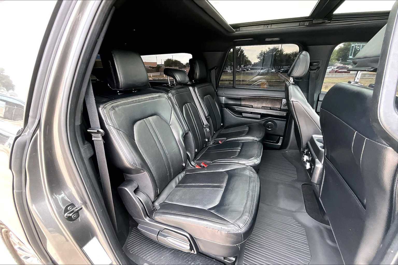Used 2021 Ford Expedition Max Limited image 20