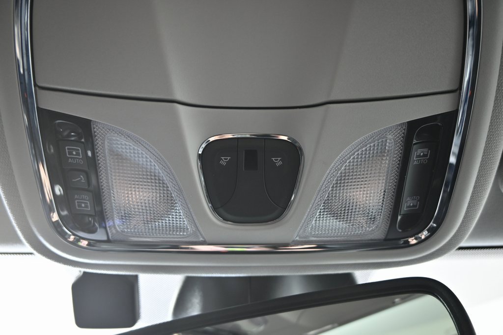 Used 2022 Jeep Cherokee Limited image 33