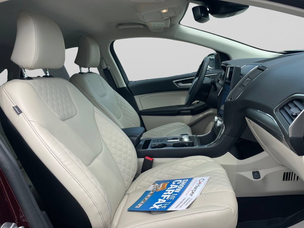 Certified 2024 Ford Edge Titanium AWD/4WD image 11