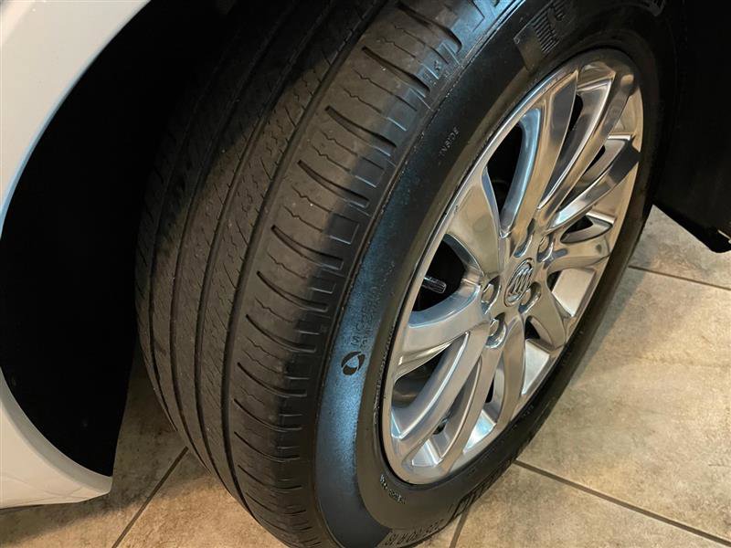Used 2019 Buick Envision Essence image 44